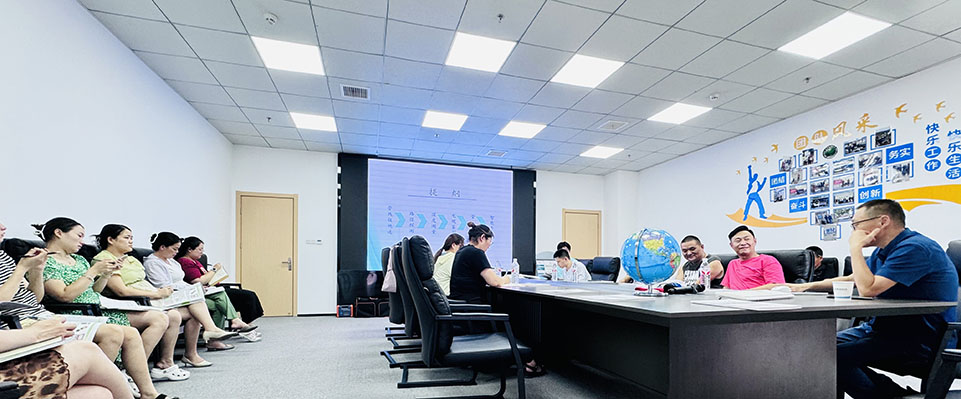 深耕專業，精準賦能 —— 公司開展電纜管線定位儀產品知識集體培訓